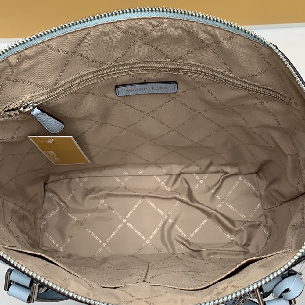 MICHAEL KORS CHARLOTTE LARGE TOP ZIP TOTE VISTA BLUE COLOR - Picture 11 of 15